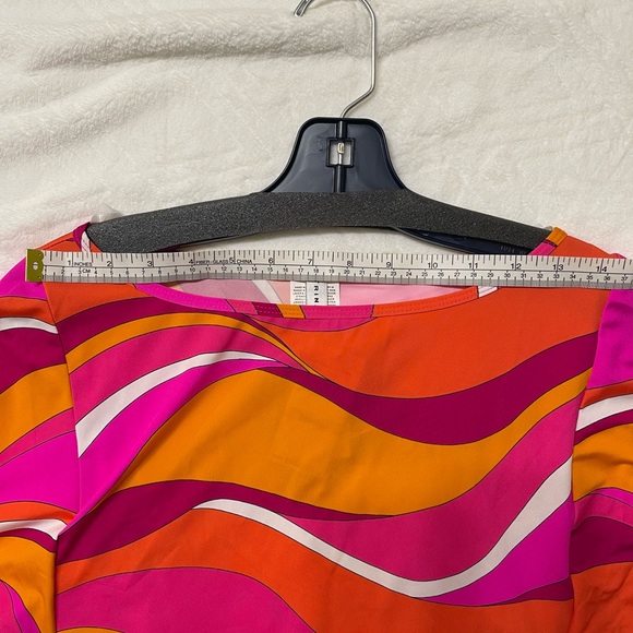 Trina Turk VIVID VISTA SWIM TUNIC - Picture 8 of 12